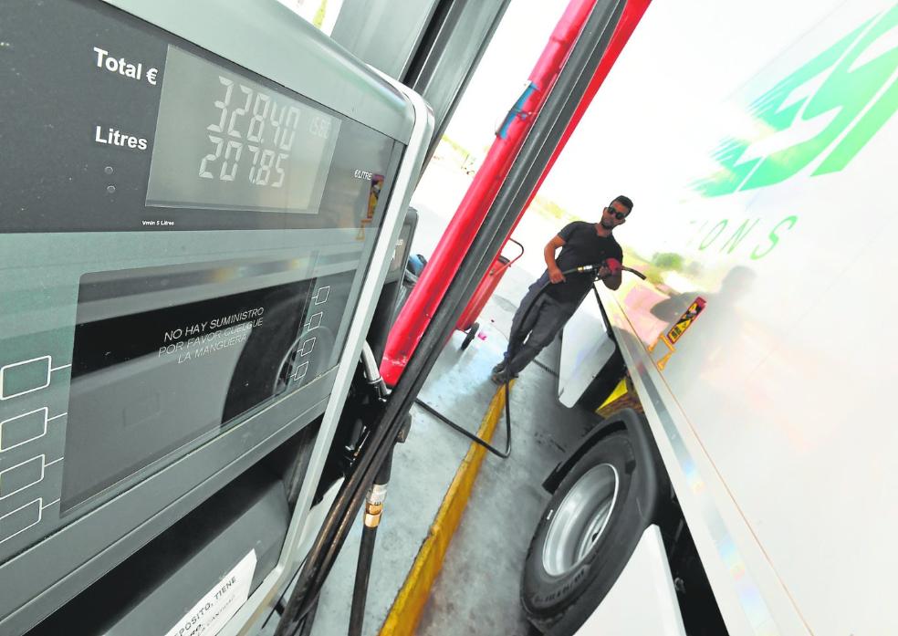 El carburante quema las profesiones de siempre