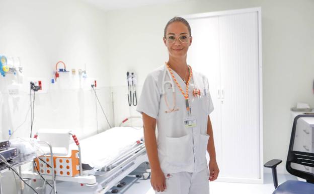 Encarna Pérez Heredia: «Llevo 15 años en Urgencias y no sé cuál será mi centro hospitalario definitivo»