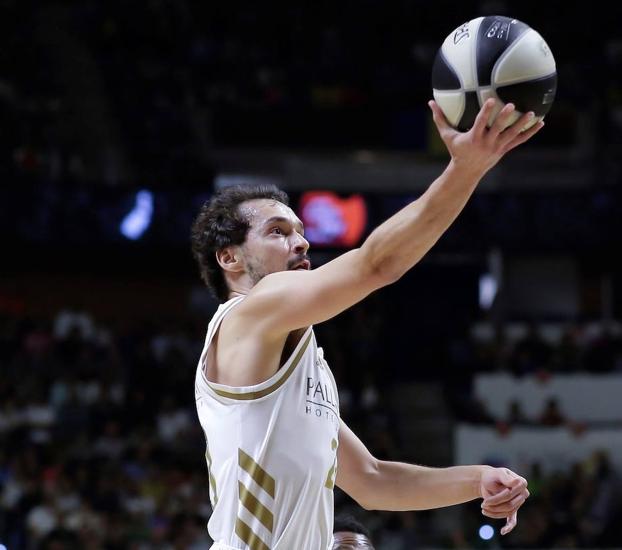 El Real Madrid abre el poslasismo con la renovación de Llull