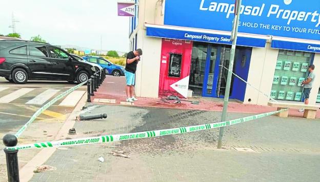 Investigan el robo de un cajero en Mazarrón con un camión pluma sustraído en Cartagena