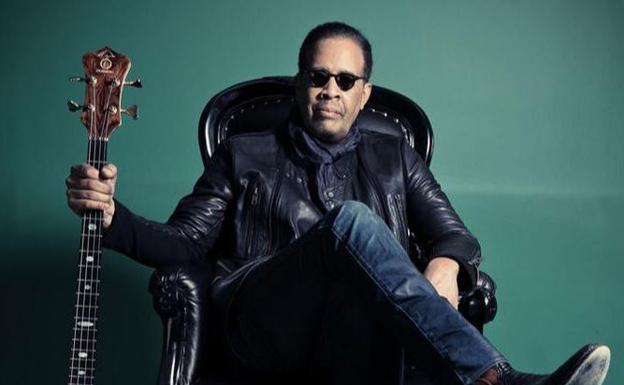 El mítico instrumentista Stanley Clarke actúa esta noche en el Jazz San Javier