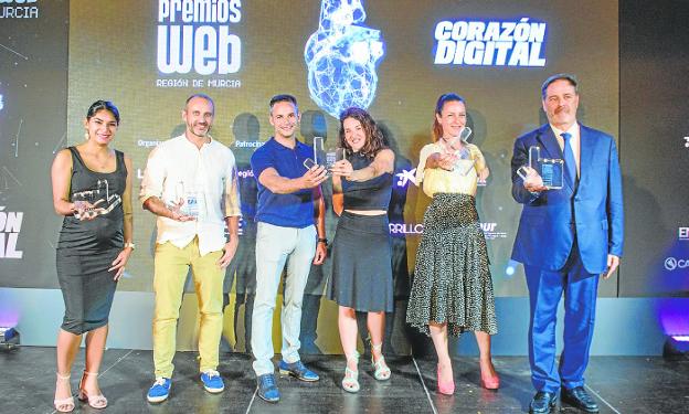 Seis puntas de lanza digitales