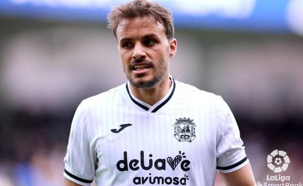 Pedro León, a unas horas de volver al Real Murcia