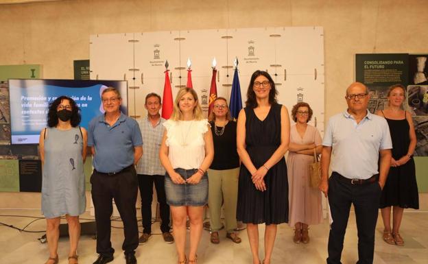 Murcia centrará su trabajo con prostitutas en la formación laboral y la regularización de sus papeles