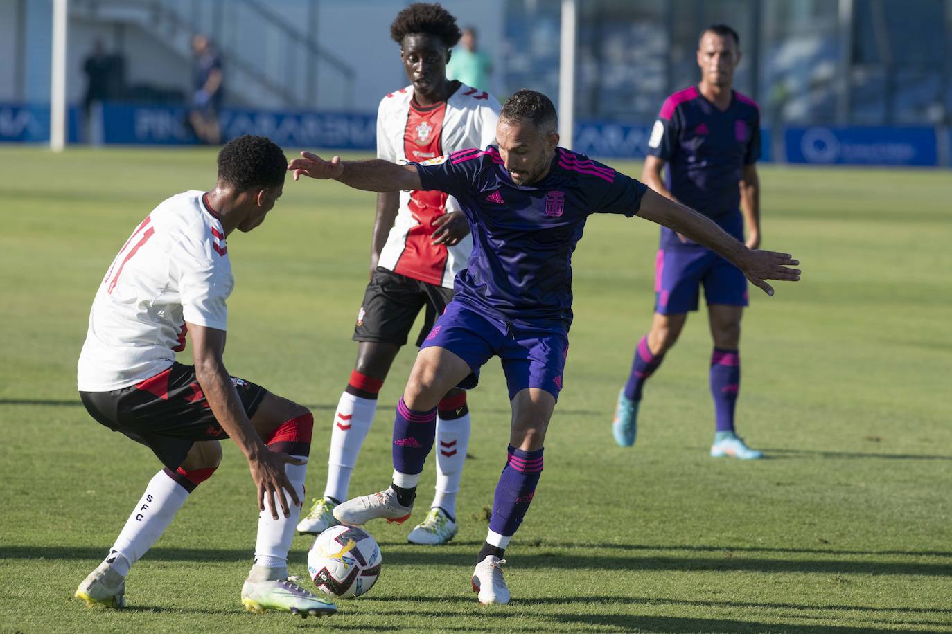 El Cartagena vence al filial del Southampton por 2-0
