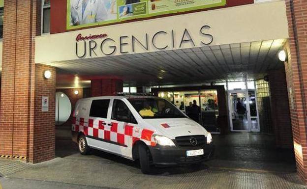 Herido grave un trabajador de un gimnasio de Molina tras desprenderse parte del techo