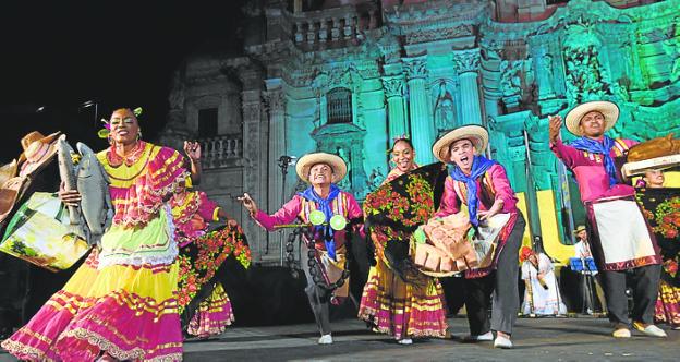 Ritmos africanos y de Colombia, en el estreno del Festival de Folclore de Murcia