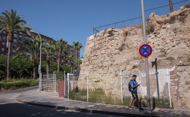 La restauración del Baluarte de Berwick permitirá abrir un nuevo mirador al Parque de Artillería de Cartagena