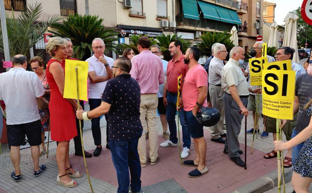 Plante vecinal en Espinardo por la supresión de 170 aparcamientos