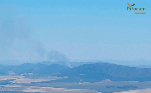 Brigadistas de la Región de Murcia acuden a Tobarra a colaborar en la extinción de un incendio
