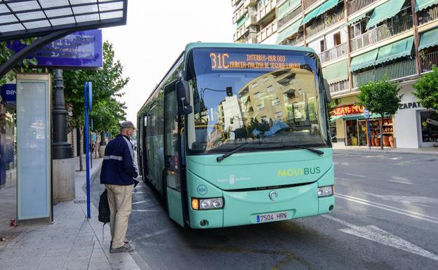 La Comunidad califica de «nueva improvisación» las ayudas al transporte de viajeros anunciadas por el Gobierno central