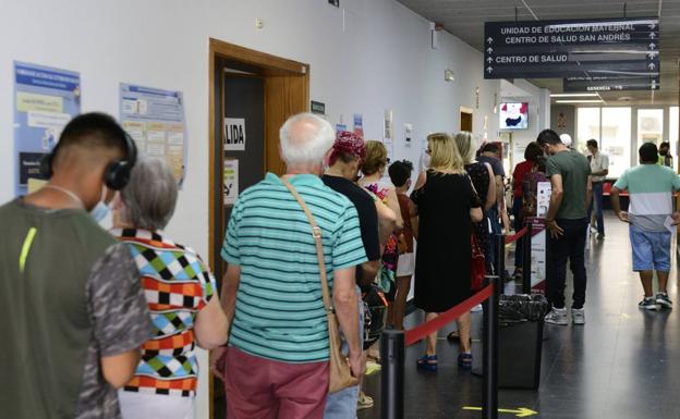 Los usuarios exigen el cupo de 1.200 cartillas por facultativo y enfermero