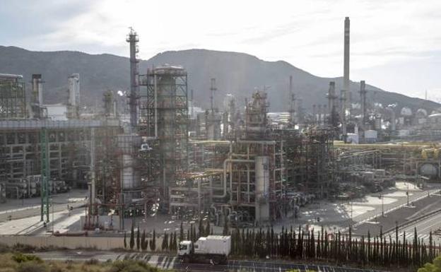 Repsol refinery, located in the Valle de Escombreras, in a file image.