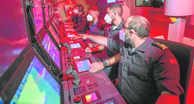 Fuga de talento por bajos sueldos en una tecnológica naval estratégica para el país