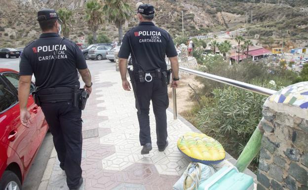 El dinero del contrato de parques pagará las horas extra de la Policía Local de Cartagena
