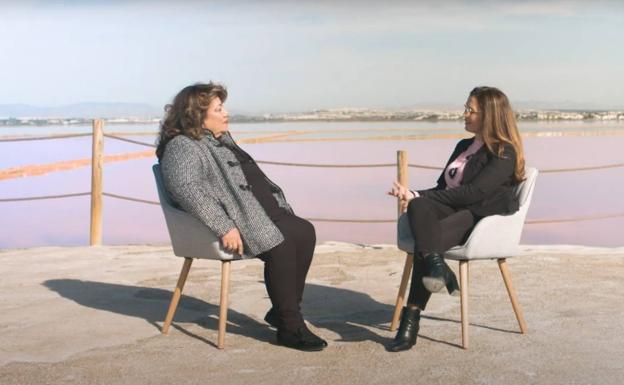 Nuria Javaloyes y Victoria Meneses protagonizan la octava entrevista de los «Encuentros a medida» para celebrar los 20 años de la Plataforma de Oncología Quirónsalud Torrevieja