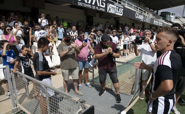 De Blasis se reencuentra con su afición