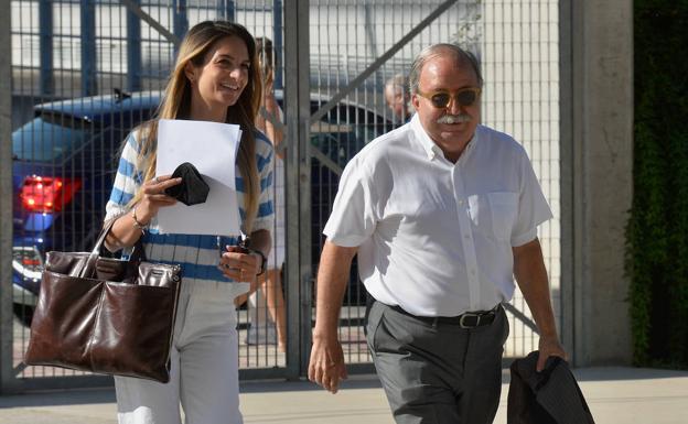 El juez del 'caso Teatro Circo' confirma el procesamiento de Berberena y Guerra