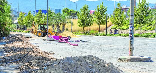 Cierran el aparcamiento del Malecón para preparar la llegada de Moros y Cristianos