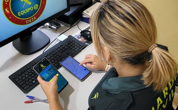 Detenido un joven en Cieza por estafar 3.500 euros suplantando la identidad de un banco