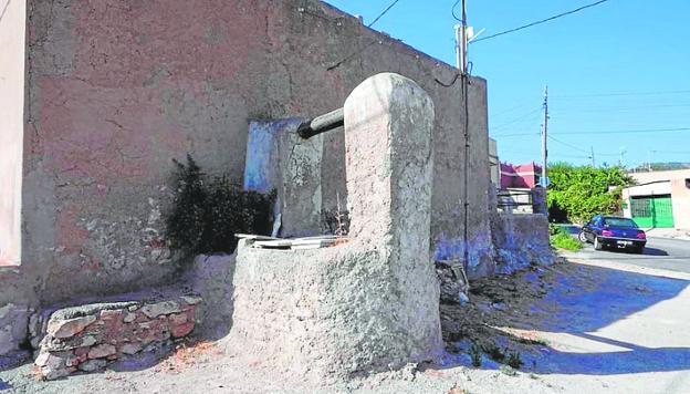 El pozo artesiano de Los Díaz de la diputación cartagenera de Canteras será recuperado