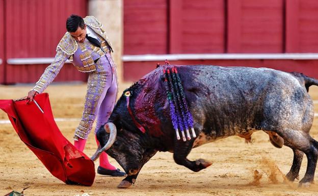 Ovación para el lorquino Paco Ureña en Málaga