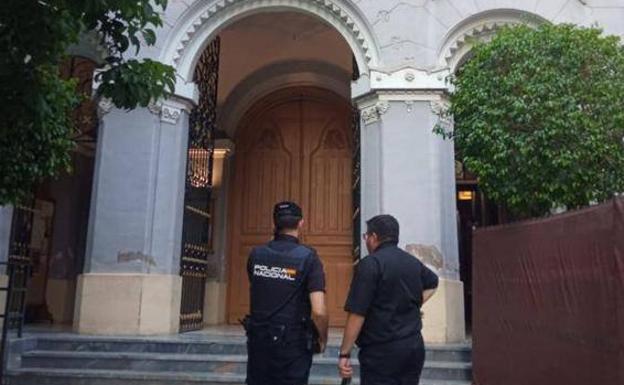 Abogados Cristianos se querella contra los dos jóvenes que interrumpieron una misa en una iglesia de Murcia