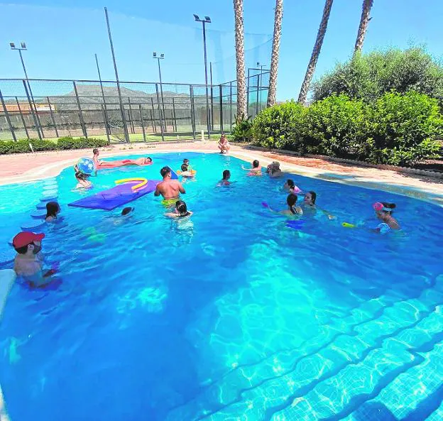 Summer school participants enjoy a day in the pool. 