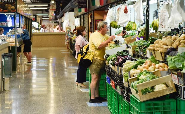 La Región de Murcia es la única comunidad donde crece el gasto per cápita en alimentación y bebidas
