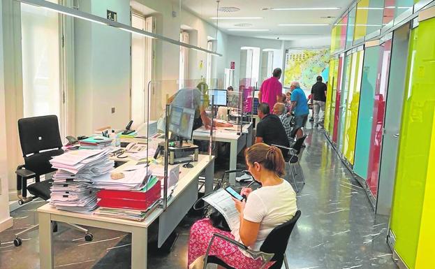 Más de 2.000 regantes están pendientes de acreditar que no contaminan el acuífero del Mar Menor