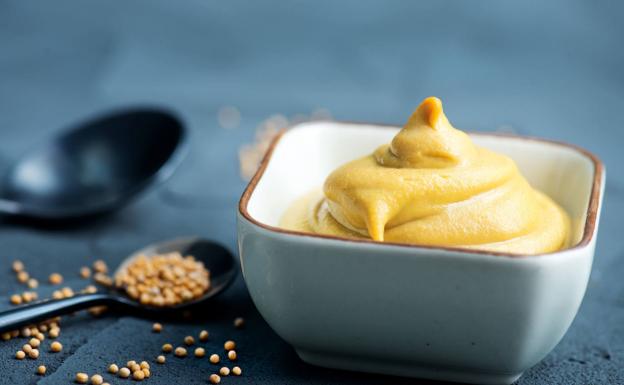 Alertan de la presencia de sulfitos no declarados en botes de mostaza de una conocida marca