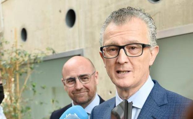 Pedreño pide que la vacunación de la gripe coincida con la cuarta dosis de la Covid