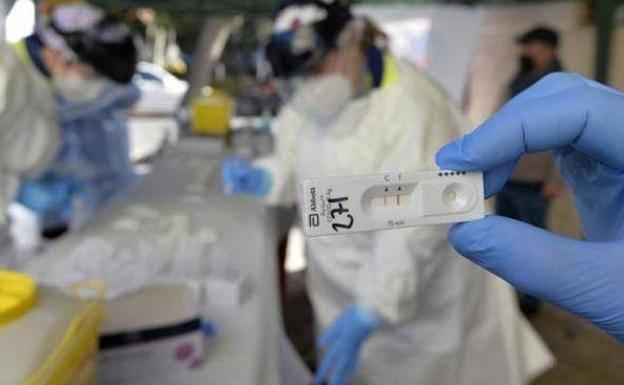 La incidencia de Covid vuelve a caer casi un 20% en la última semana en la Región de Murcia