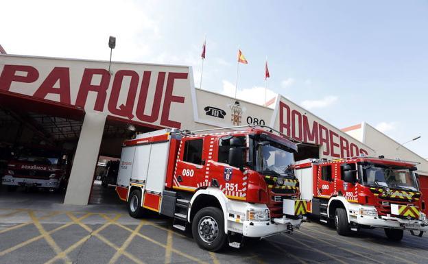 Trasladado al hospital un hombre de 60 años por el incendio de una vivienda en Cabezo de Torres