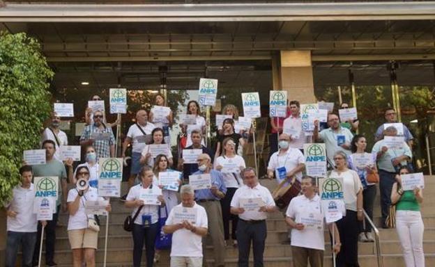 ANPE denuncia la falta de profesorado en los centros murcianos