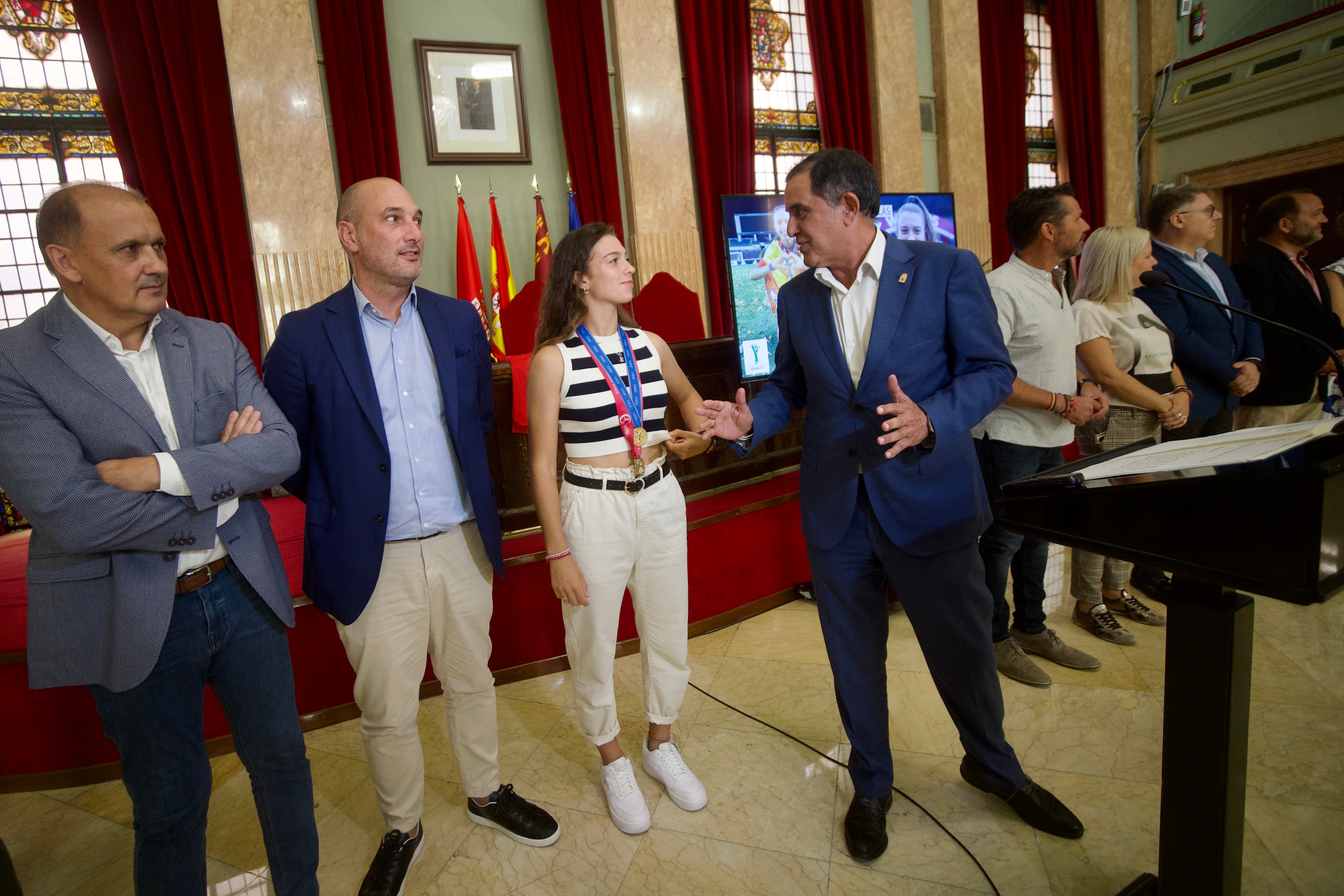 Homenaje a Silvia Lloris en el Ayuntamiento de Murcia