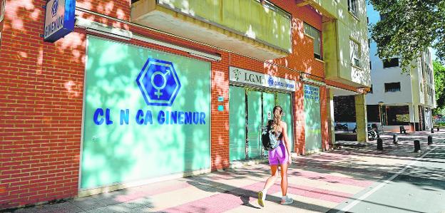 Salud seguirá derivando casi todos los abortos a clínicas privadas los próximos cuatro años