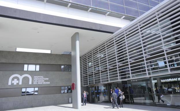 Rescatan a un anciano tras sufrir un síndrome de inmersión en Los Narejos