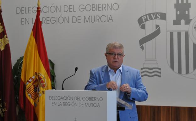 Vélez sostiene que las plantillas de Guardia Civil y Policía Nacional alcanzan un «récord histórico»