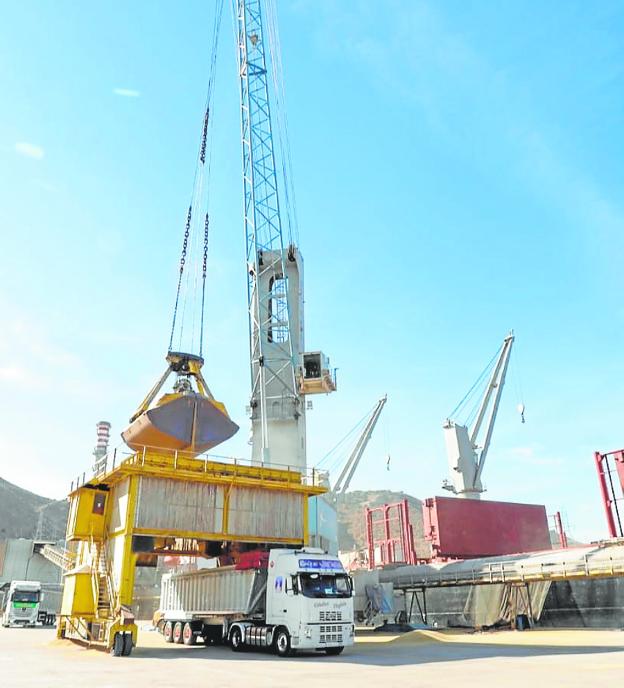 Llegan a Cartagena los primeros envíos de cereal ucraniano