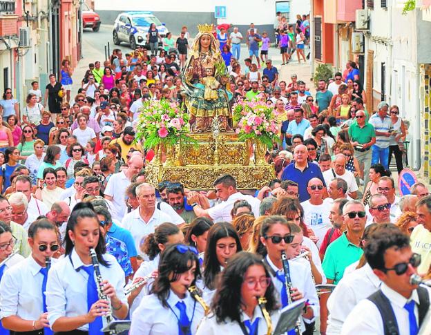 La Virgen del Oro ya descansa en la ermita de los Santos Médicos de Abarán