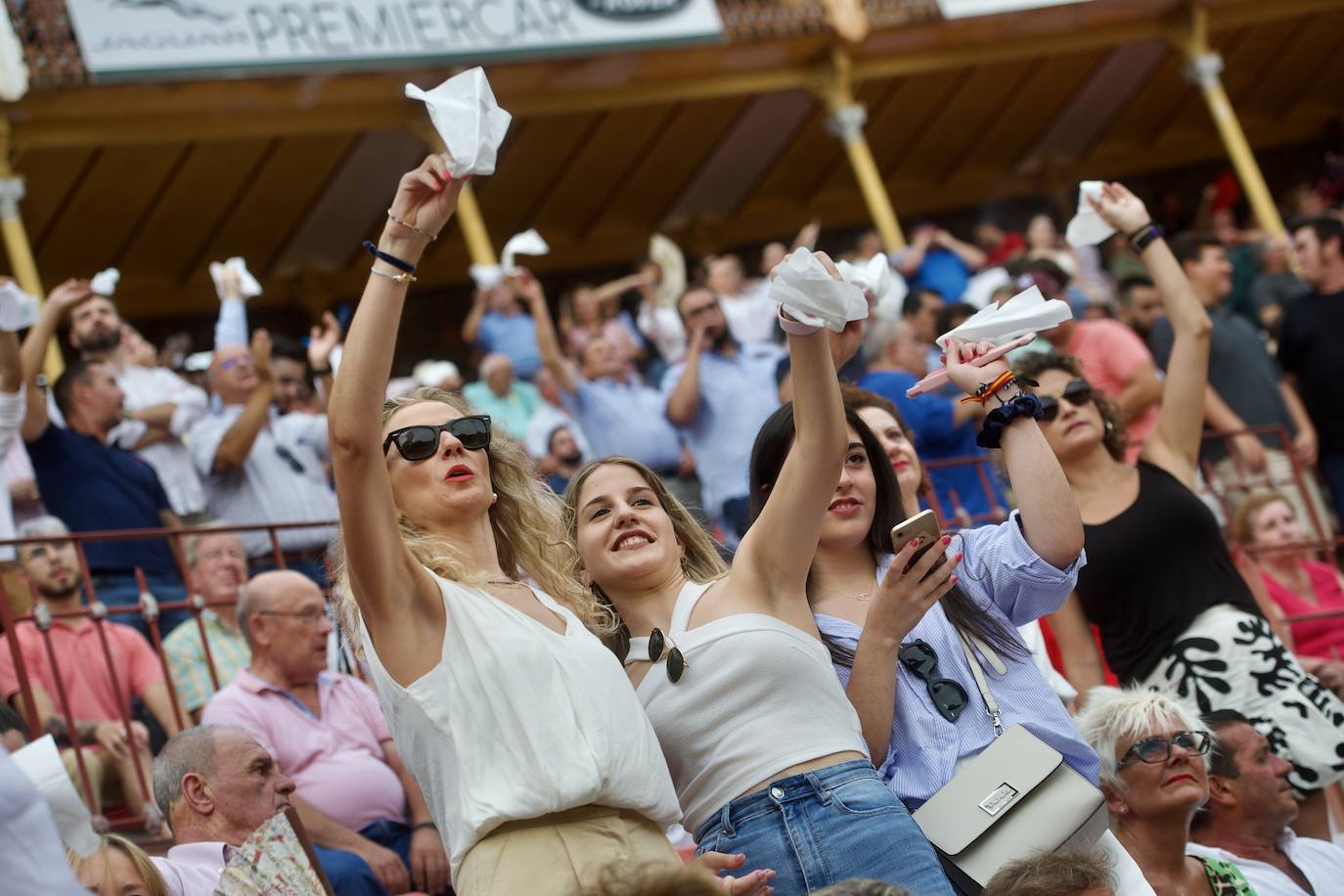 Los aficionados vuelven a los toros en Murcia