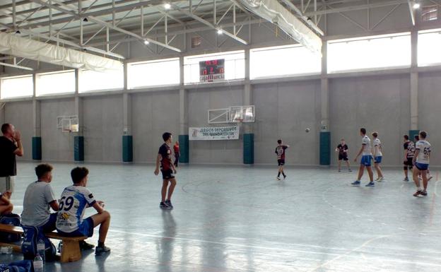 Mare Nostrum de Torrevieja, campeón del cuadrangular cadete masculino de balonmano celebrado en San José