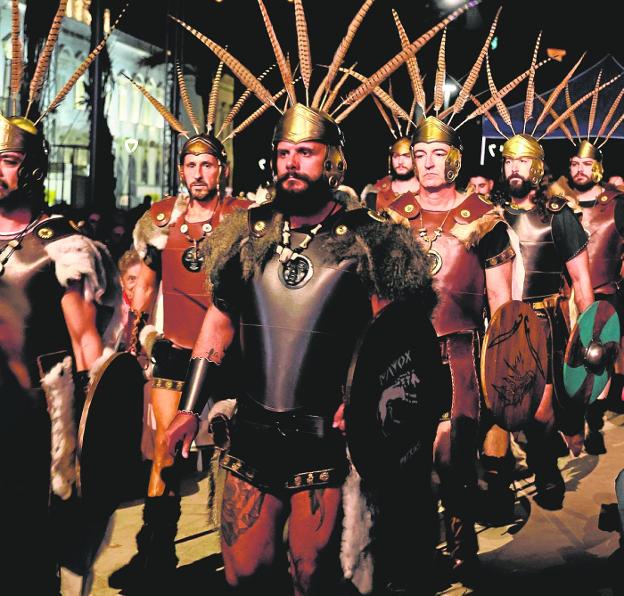 Aníbal reúne en el puerto a las tropas para combatir a Escipión