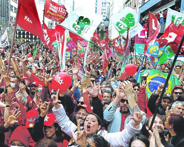 Demonstration of Lula supporters.