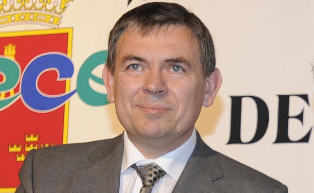 La consejera de Educación propone al dirigente de los centros privados como presidente del Consejo Escolar