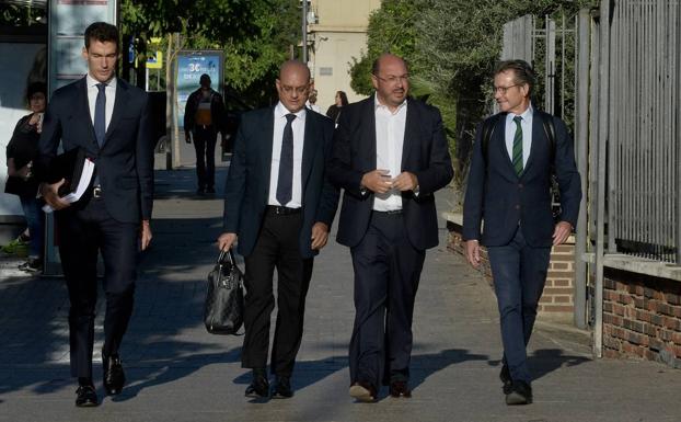 El fiscal y las acusaciones retiran el delito de fraude de subvenciones a Sánchez