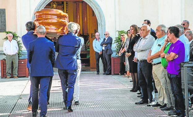 El mundo empresarial despide al promotor Mariano Roca