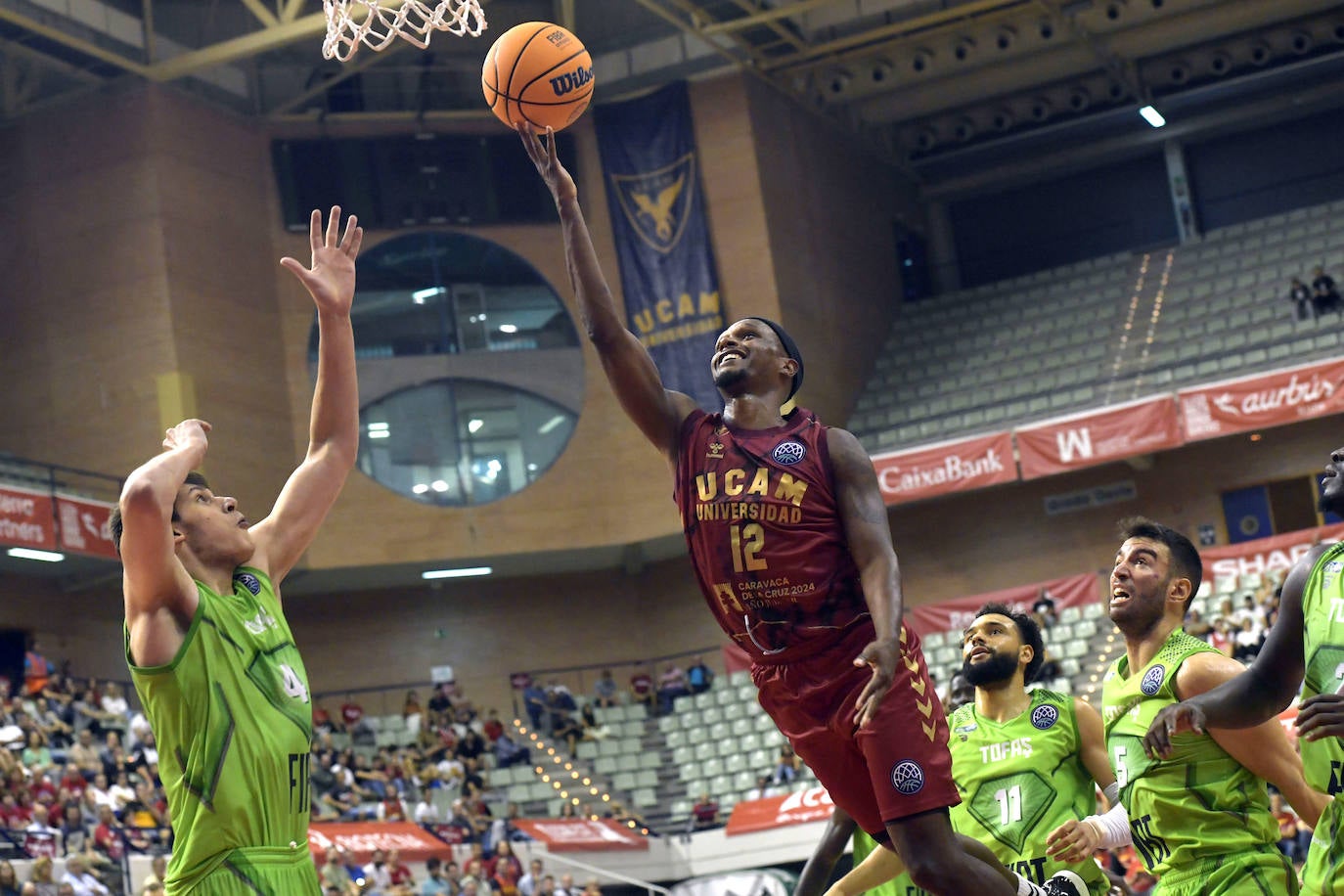 El UCAM vence al Tofas (75-72)