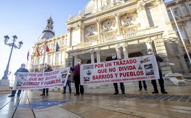Siete barrios de Cartagena alegan al trazado del AVE presentado por Adif